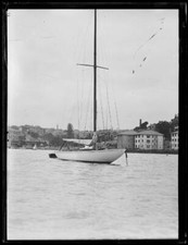 H.C. Davies' yacht Vanessa