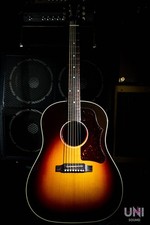 Gibson Custom Shop Acoustic