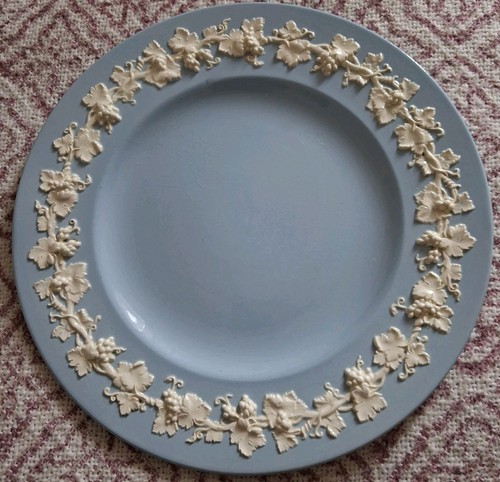 Vintage wedgewood embossed - wedgewood,