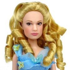 Disney StoreLive Action Royal Balĺ Cinderella Doll New Out Of Box