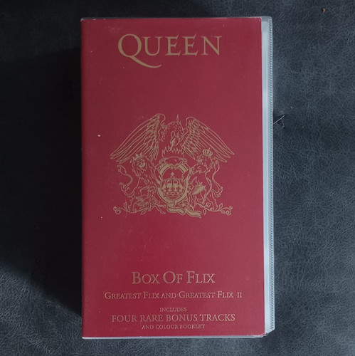 Picture music int - int, box