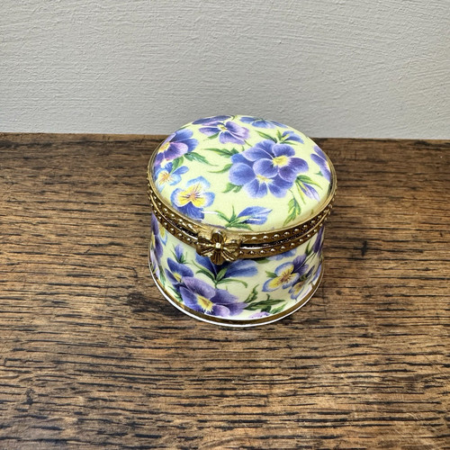 Fenton bone china - bone, trinket