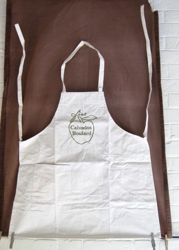 Strong twill cotton apron