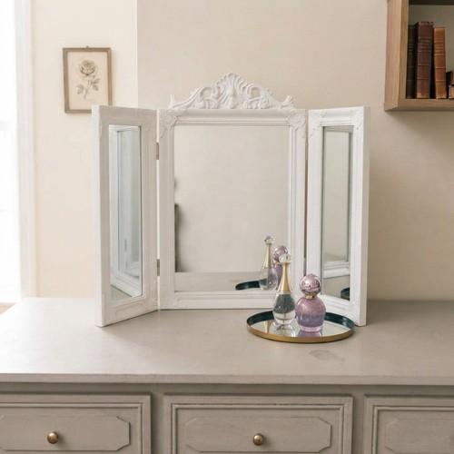 Luxurious white ornate - luxurious,