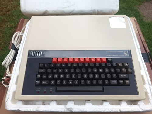 Acorn bbc micro model 32k - model, b