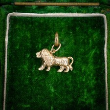 Vintage 9ct Yellow Gold Lion