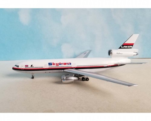 Aeroclassics ac411426 laker - aeroclassics,