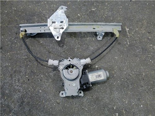402190a right rear nissan - right,