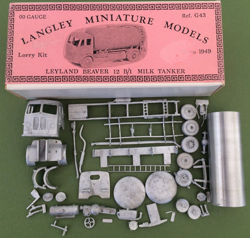 Langley models boxed metal - oo,