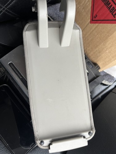 Audi armrest lid 2008 - audi, a3