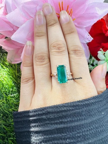 Vintage emerald cut - emerald, paraiba
