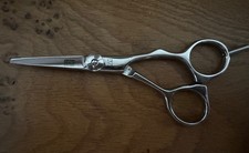 Kasho Offset Green Scissors