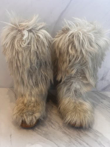 Vintage 1970s isba cream - isba, fur