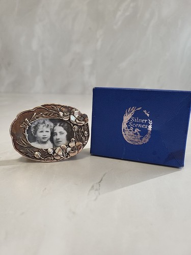Silver scenes - silver,
