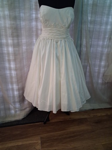 Wedding dress size - , 16