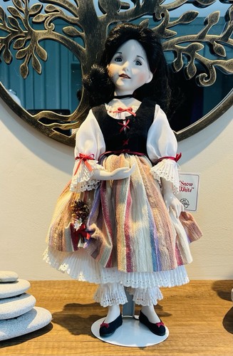 Dianna effner snow white - ,