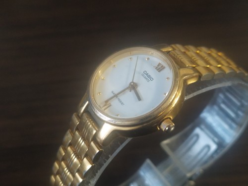 Vintage women wristwatch - vintage,