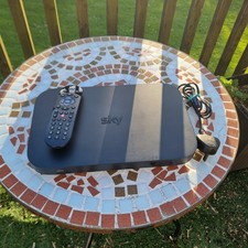 Sky Q Box Model - ES340d8- 1TB