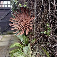 Large Rusty Metal Dahlia