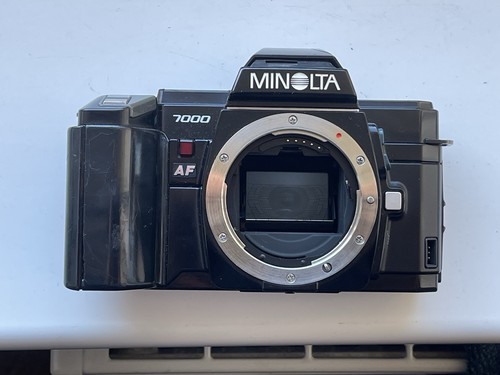 Minolta 7000 35mm slr - af,