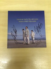 SIGNED-MANIC STREET