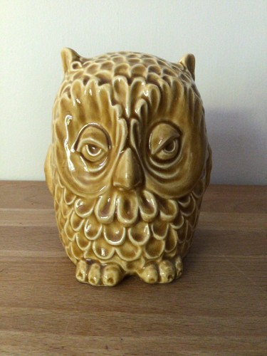 Vintage retro sylvac owl money - owl,