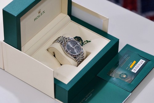 Unworn rolex datejust 41mm - unworn,