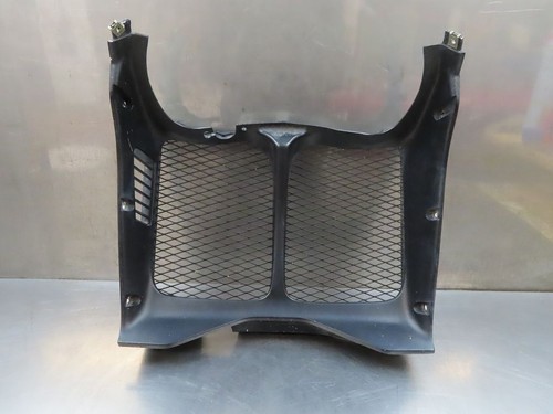 Radiator shroud water - radiator,