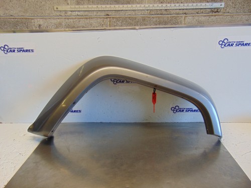 Daihatsu fourtrak wheel arch - fourtrak,