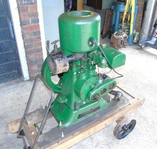 VINTAGE 1925 SPEC 14 LISTER A JUNIOR SINGLE FLYWHEEL STATIONARY ENGINE ON TROLLY