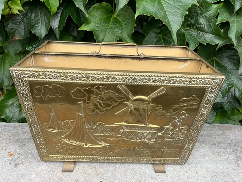 Vintage brass magazine - , rack