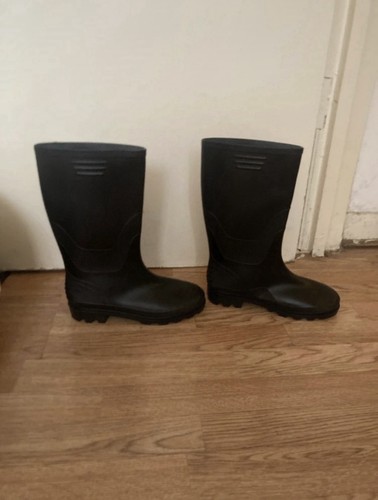 Shoezone black wellies - shoezone,
