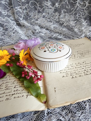 Wedgwood bone china trinket - wedgwood,