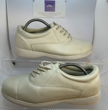 Comfitt Women’s Cream Lace