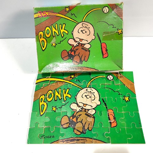 Charlie brown wooden arrow - charlie,