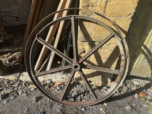 Old cast iron - old,