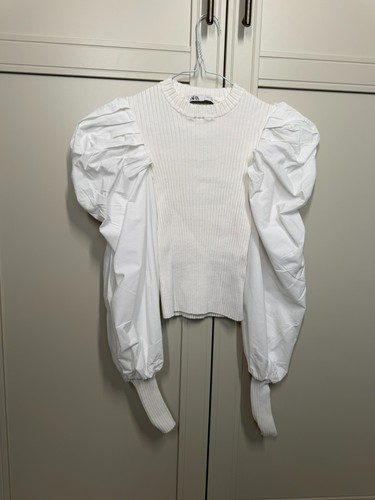 Zara white ribbed knit puff - white,