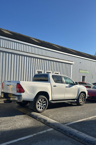 Toyota hilux invisible - , 2018