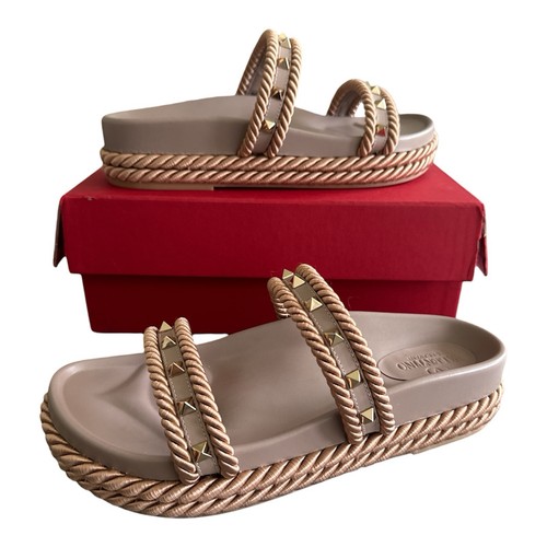 Valentino garavani rockstud - valentino,