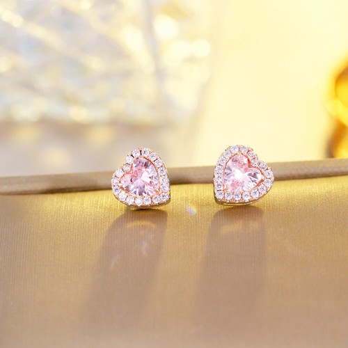 Beautiful pink heart stud - pink,