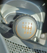 2013 NISSAN JUKE TEKNA 1.5D 110BHP 6 SPEED MANUAL GEARBOX - 320101KG1B