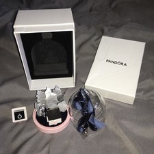 Pandora 2019 Snowglobe
