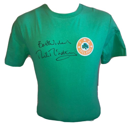 Signed retro ireland home - signed,