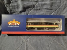 39-735ADC Bachmann OO Gauge BR Mk2F DBSO (Refurb.) Driving Brake Sec. Open