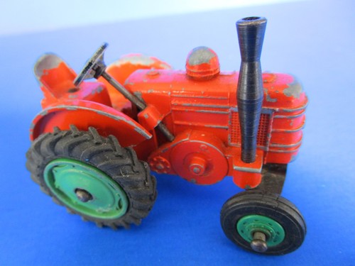 Dinky toys 301 field - toys,