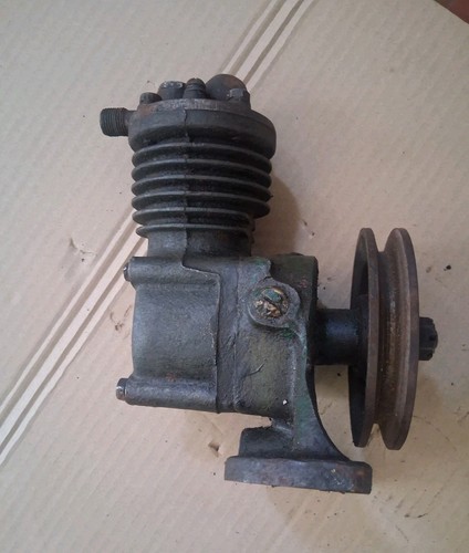 Smiths maxfield pre war - smiths,