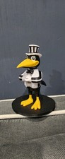 2025 Version Of Newcastle Utd Monty Magpie Mascot.