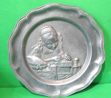 Vintage Betsy Ross Weaving American USA Stars & Stripes Flag 8.5" Pewter Plate