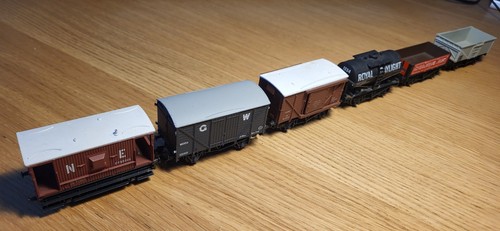 Mainline rolling stock - x,