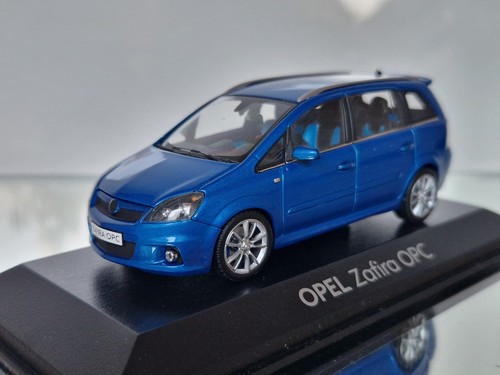 C17 minichamps opel - 1:43,
